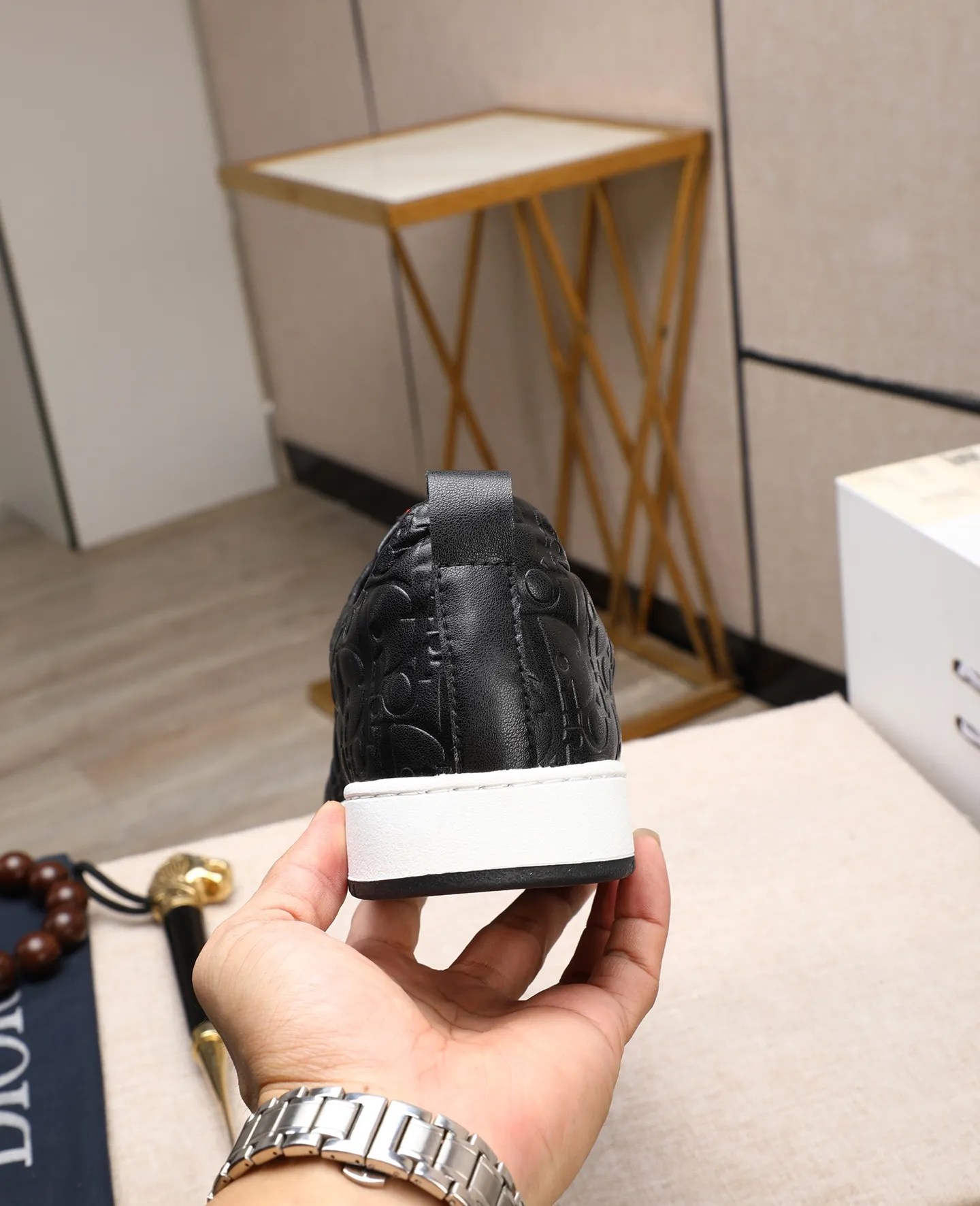 Men's men's shoes💰460 🌹🌹[Dior] 2025 latest model🙈original replica! 👟👟👟You can go to the top-notch workmanship. The upper is made of Italian 🇮🇹imported cowhide. The mesh lining is suitable for travel. The original replica outsole makes it suitable for all kinds of travel, showing low-key luxury. Let quality speak for itself. Color: Size: 38-44